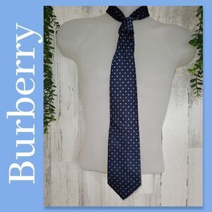 NWOT Burberry 100% Silk Neck Tie